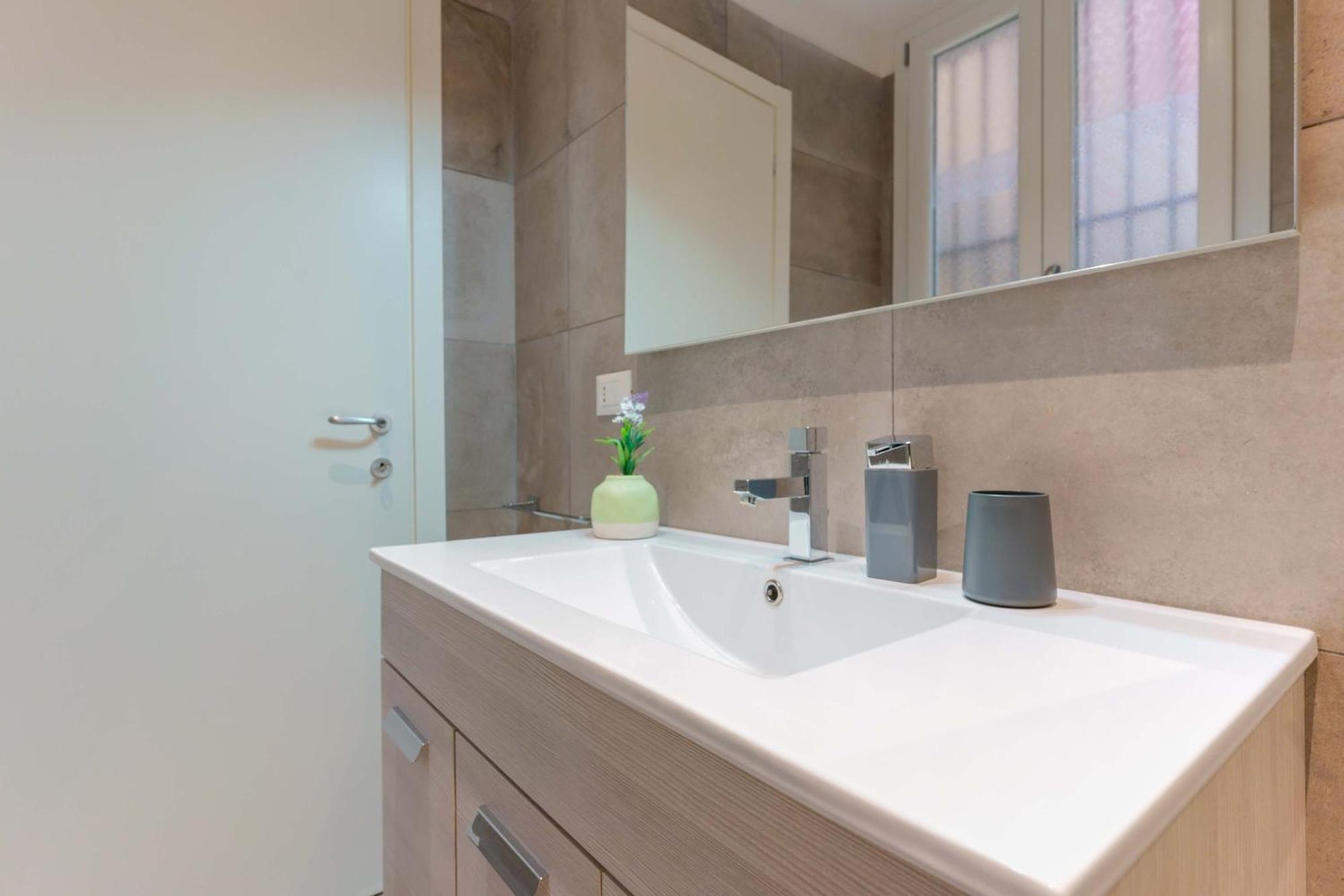 Sette Chiese Apartments Болонья Экстерьер фото